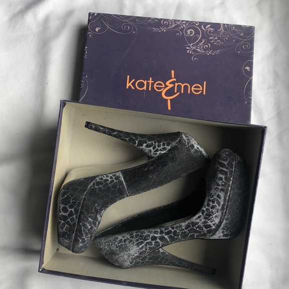 Kate & Mel Sparkly Zebra Platform Heels - Picture 11 of 11